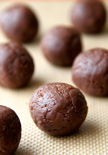 Chocolava Balls
