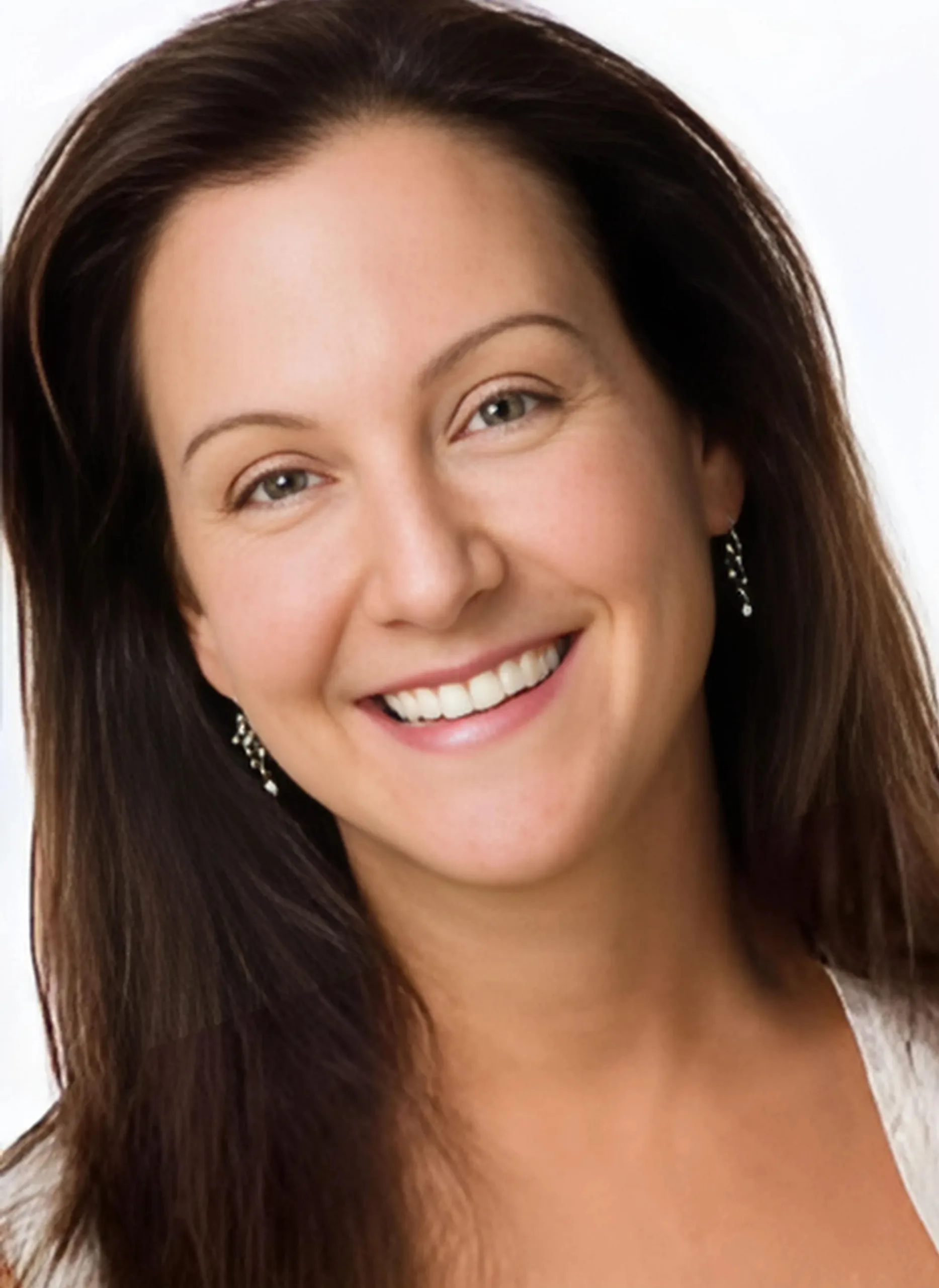 almond oil under-eye hacks